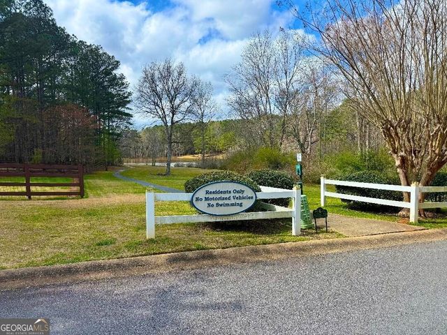 146 Jeb Stuart Drive, Newnan, GA 30265