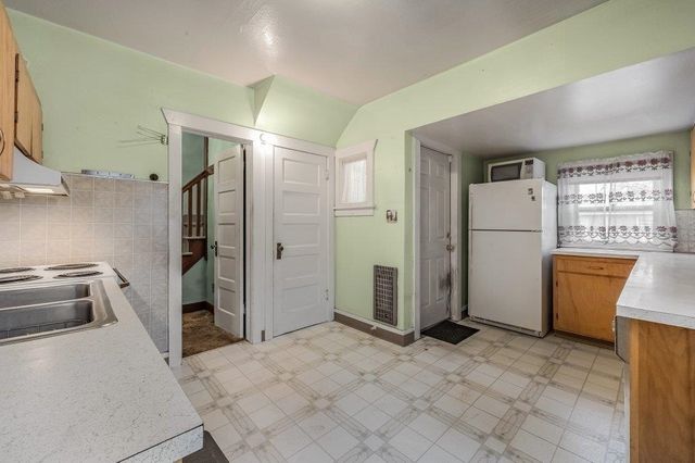 1643 E Wellesley Ave, Spokane, WA 99207