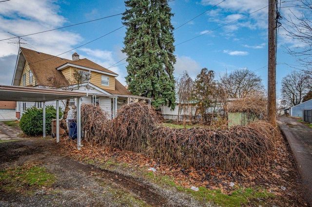 1643 E Wellesley Ave, Spokane, WA 99207