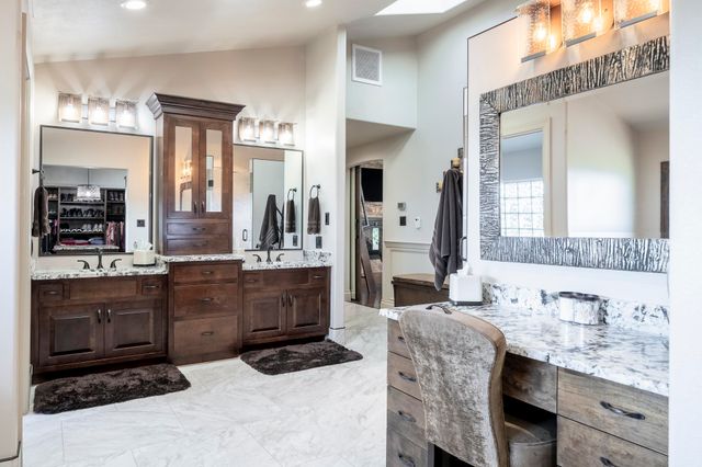 363 Granite Falls Way, Grand Junction, CO 81507