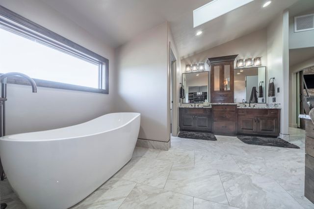 363 Granite Falls Way, Grand Junction, CO 81507