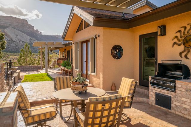 363 Granite Falls Way, Grand Junction, CO 81507