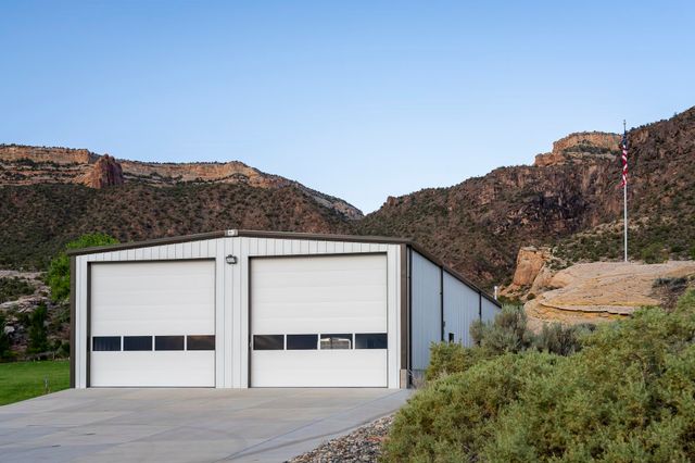 363 Granite Falls Way, Grand Junction, CO 81507