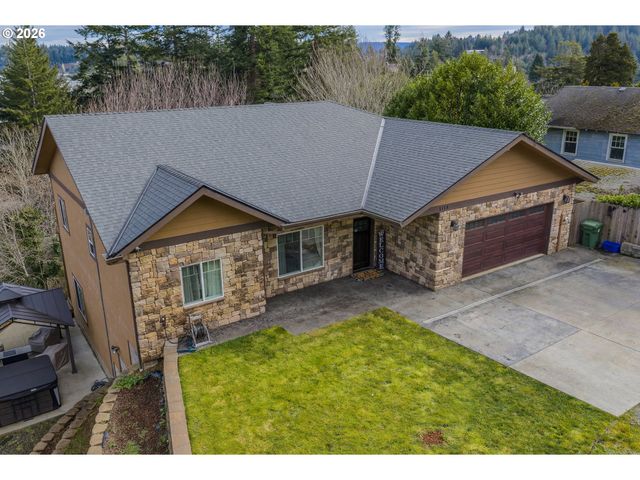 1118 S 11TH St, Coos Bay, OR 97420