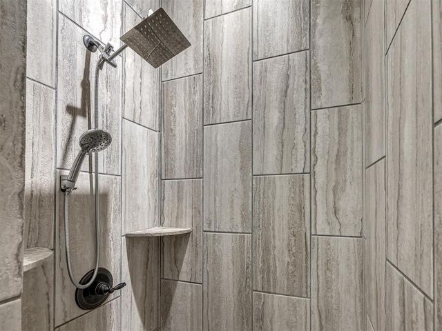 11708 SW 25th Court, Yukon, OK 73099