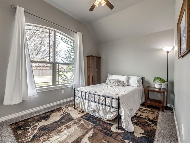 11708 SW 25th Court, Yukon, OK 73099