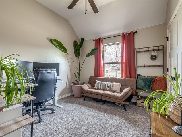 11708 SW 25th Court, Yukon, OK 73099