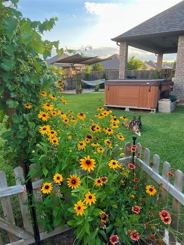 11708 SW 25th Court, Yukon, OK 73099