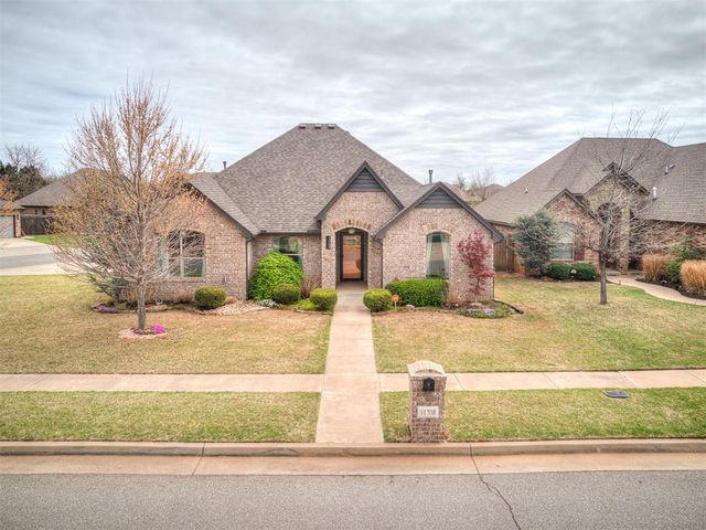 11708 SW 25th Court, Yukon, OK 73099