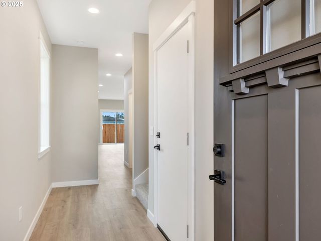 120 Sw ALDER Ct, Warrenton, OR 97146