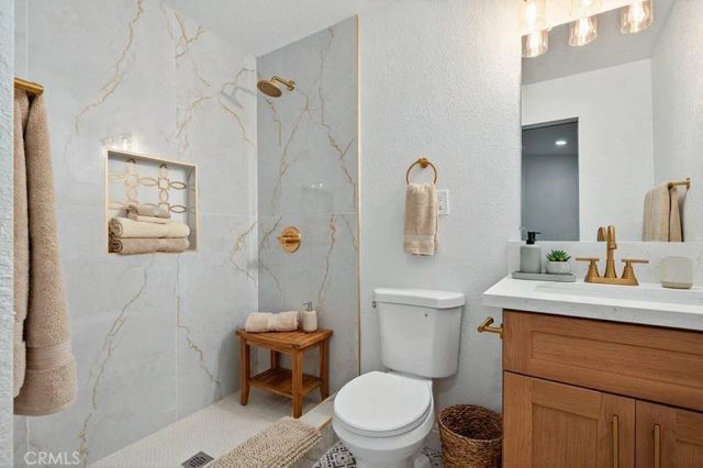 4392 Elm, Long Beach, CA 90807