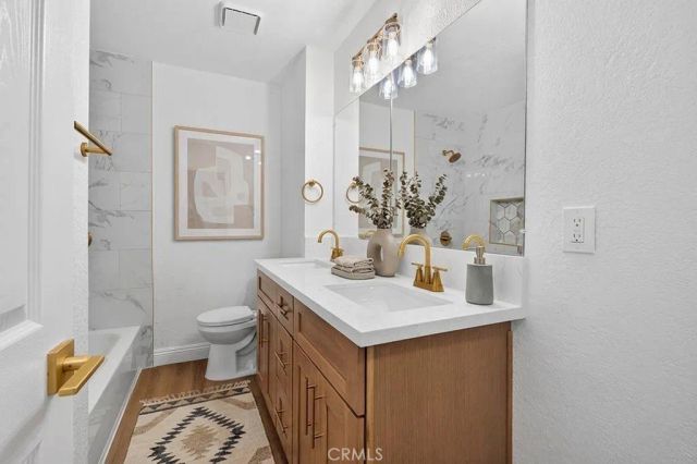 4392 Elm, Long Beach, CA 90807