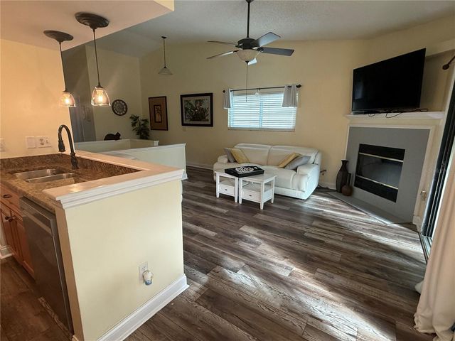 625 DUCHESS BOULEVARD, Dunedin, FL 34698