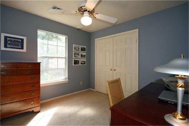 7 Thrush Grove Place, The Woodlands, TX 77381