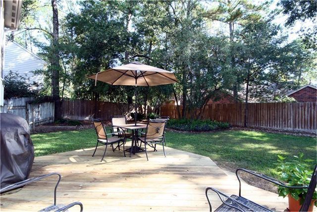 7 Thrush Grove Place, The Woodlands, TX 77381