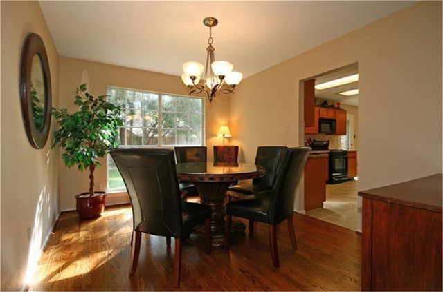 7 Thrush Grove Place, The Woodlands, TX 77381