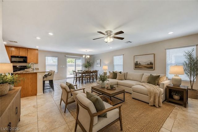 9228 Harbin Avenue, Las Vegas, NV 89148