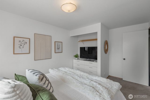 1602 151st Place SW, Lynnwood, WA 98087