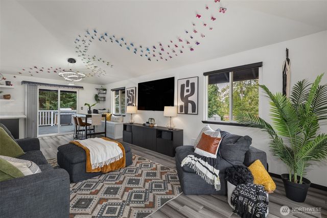 1602 151st Place SW, Lynnwood, WA 98087