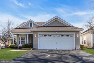 12 BELLFLOWER DR, Lakewood, NJ 08701