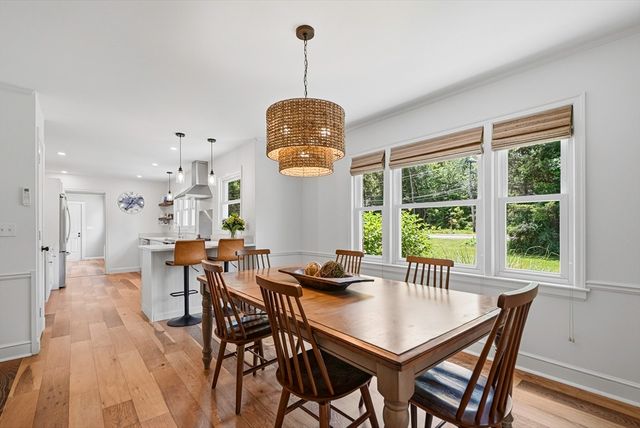 35 North Ave, Mendon, MA 01756