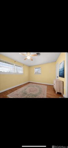 9042 Keaty Ave, Baton Rouge, LA 70809