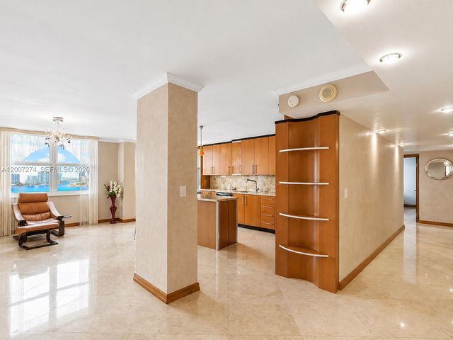 251 174th St 1904, Sunny Isles Beach, FL 33160