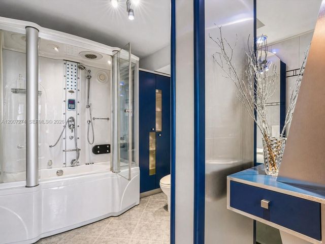 251 174th St 1904, Sunny Isles Beach, FL 33160