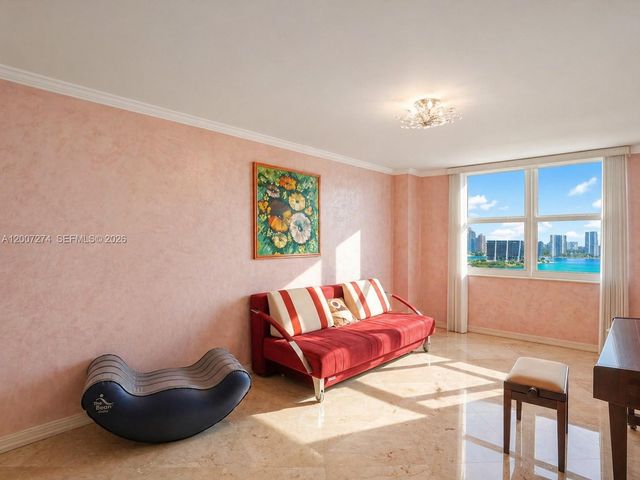 251 174th St 1904, Sunny Isles Beach, FL 33160