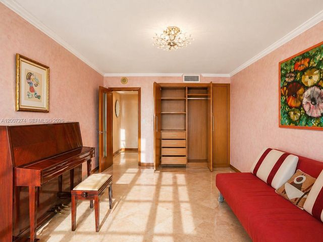 251 174th St 1904, Sunny Isles Beach, FL 33160