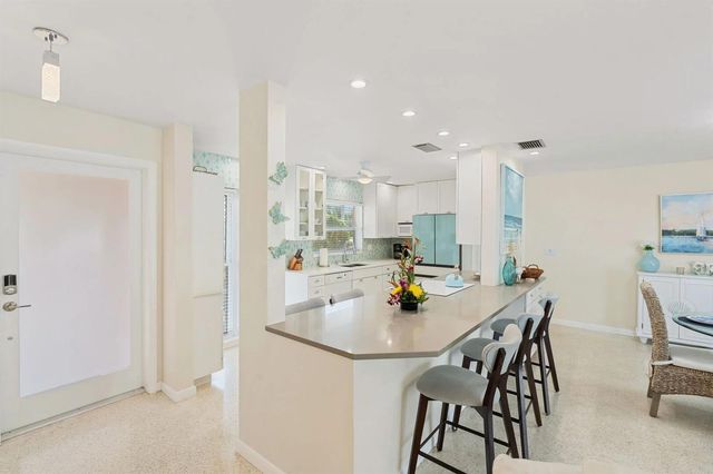 1829 CORNWALLIS PARKWAY, Cape Coral, FL 33904