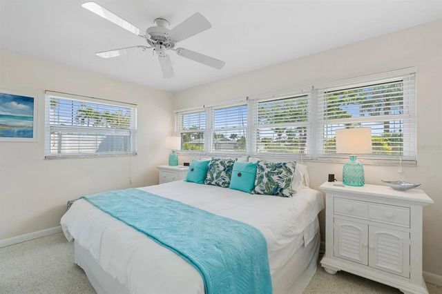 1829 CORNWALLIS PARKWAY, Cape Coral, FL 33904