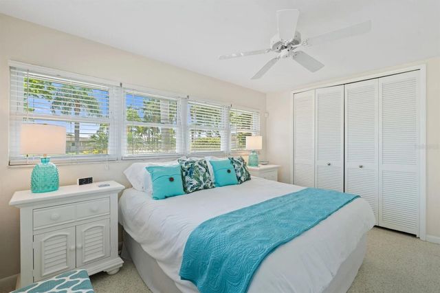 1829 CORNWALLIS PARKWAY, Cape Coral, FL 33904