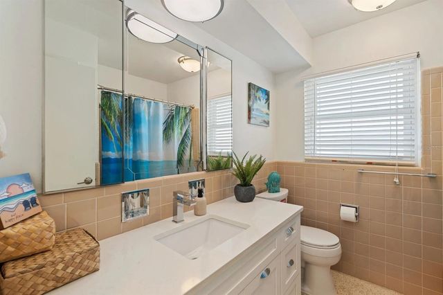 1829 CORNWALLIS PARKWAY, Cape Coral, FL 33904