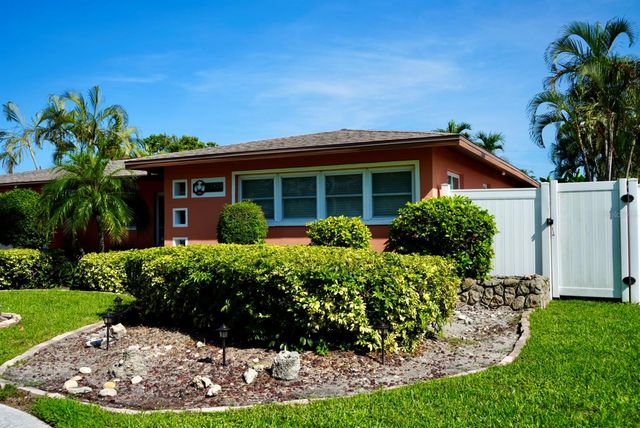 1829 CORNWALLIS PARKWAY, Cape Coral, FL 33904