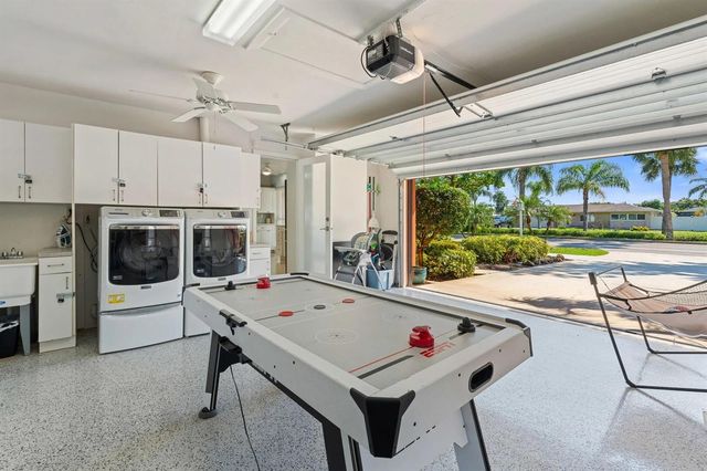 1829 CORNWALLIS PARKWAY, Cape Coral, FL 33904