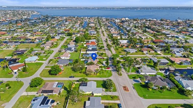 1829 CORNWALLIS PARKWAY, Cape Coral, FL 33904