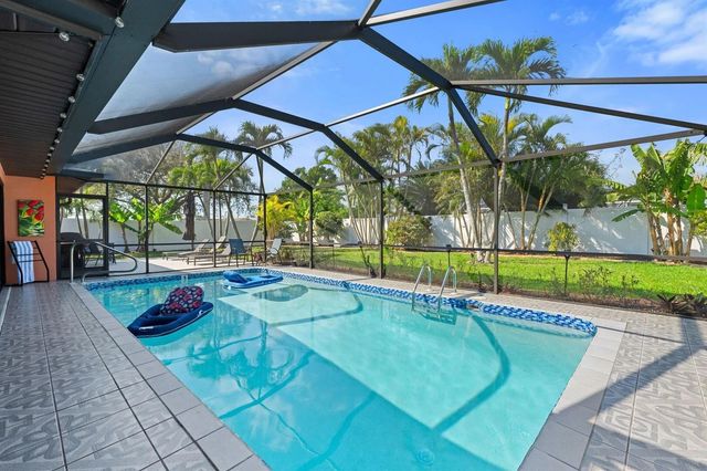 1829 CORNWALLIS PARKWAY, Cape Coral, FL 33904