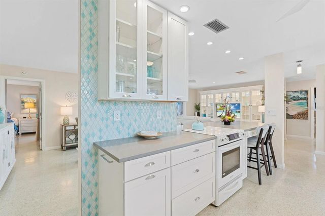 1829 CORNWALLIS PARKWAY, Cape Coral, FL 33904