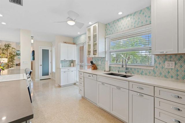 1829 CORNWALLIS PARKWAY, Cape Coral, FL 33904