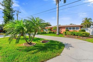 1829 CORNWALLIS PARKWAY, Cape Coral, FL 33904