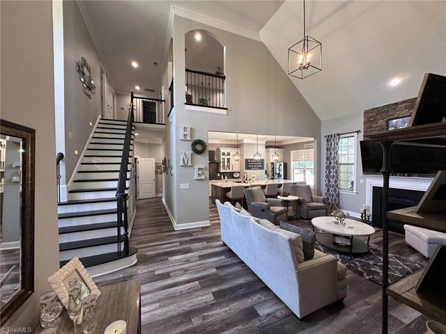6087 Grinsted Court, Greensboro, NC 27455