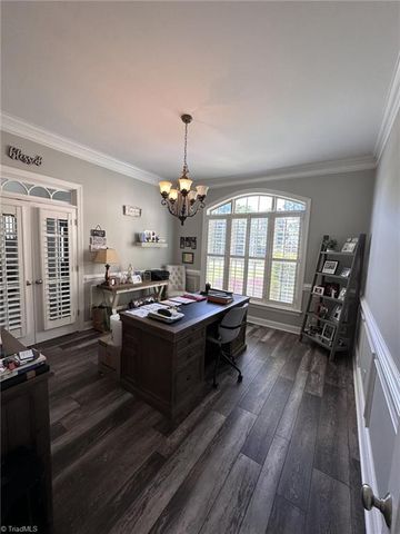 6087 Grinsted Court, Greensboro, NC 27455