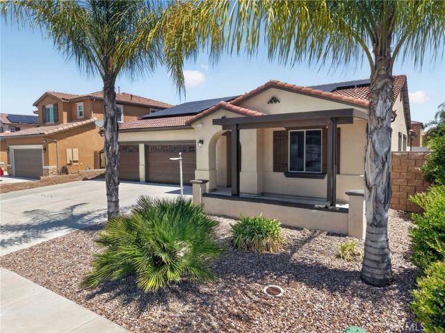 28800 Mahogany Trail Way, Menifee, CA 92584