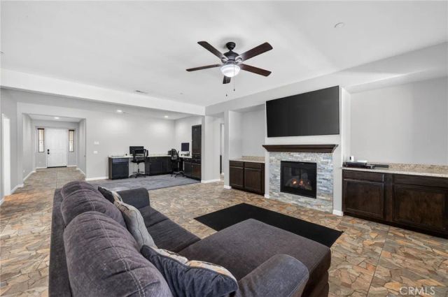 28800 Mahogany Trail Way, Menifee, CA 92584