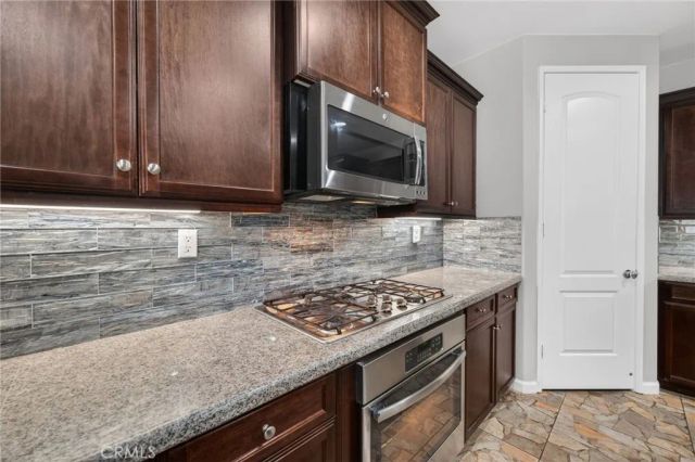 28800 Mahogany Trail Way, Menifee, CA 92584