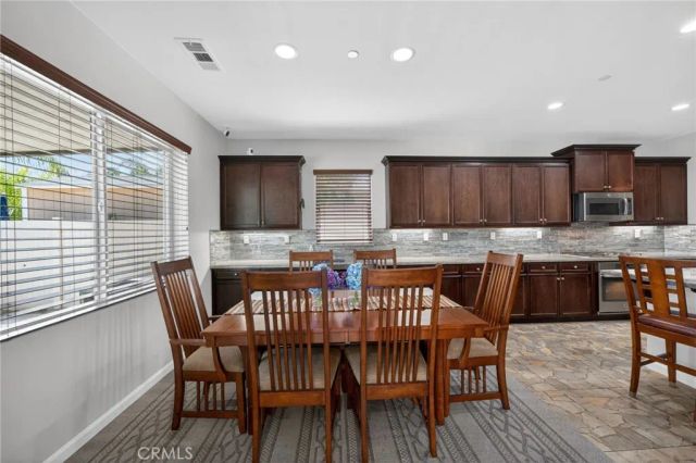 28800 Mahogany Trail Way, Menifee, CA 92584