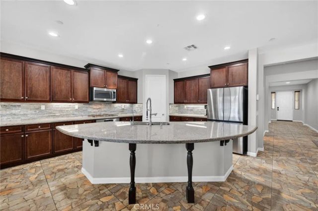 28800 Mahogany Trail Way, Menifee, CA 92584