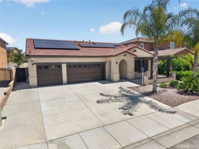 28800 Mahogany Trail Way, Menifee, CA 92584