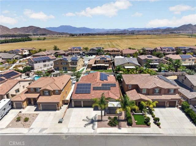 28800 Mahogany Trail Way, Menifee, CA 92584